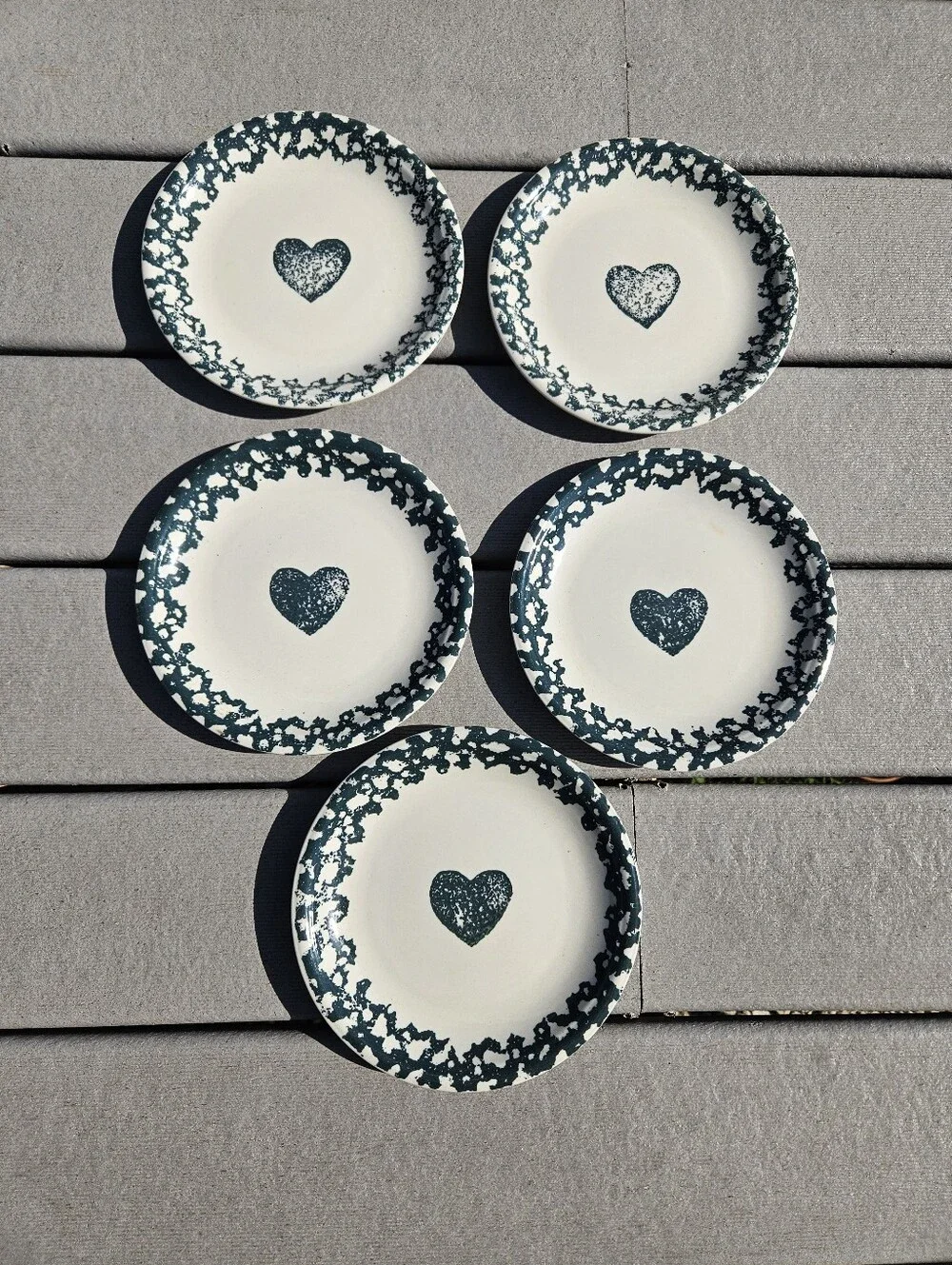 Farmhouse Folk Craft Hearts Tienshan Set of 5 Green Spongeware Salad Plates 7.75